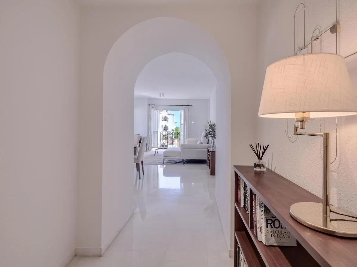 Precioso Apartamento En Las Gaviotas Marbella