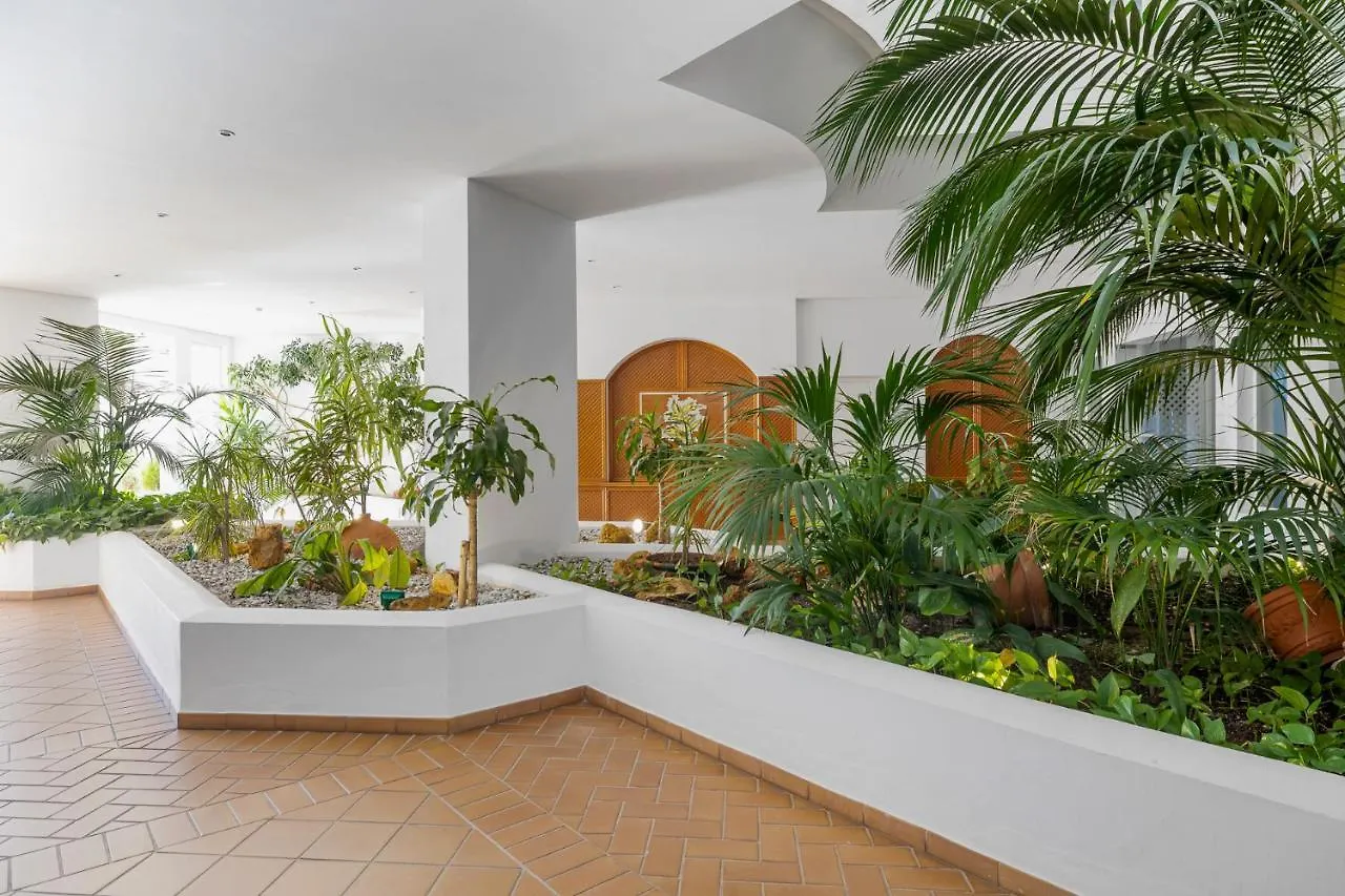 Precioso Apartamento En Las Gaviotas Marbella Spain